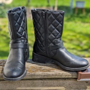 Dana Buchman- Women's Quilted Ankle Boots